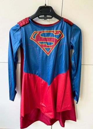 Fato / Disfarce Super Woman novo 5-7 anos