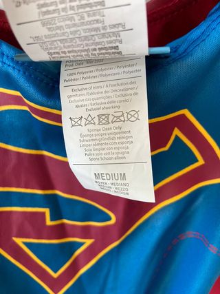 Fato / Disfarce Super Woman novo 5-7 anos