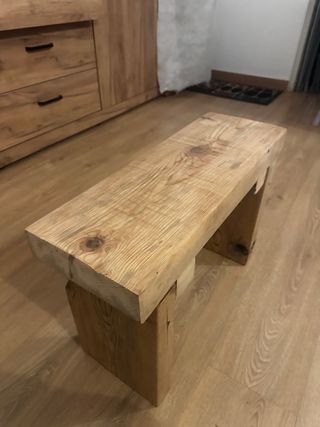 banqueta,taburete pino valsain