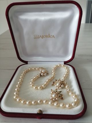 Collar y pendientes Majorica 