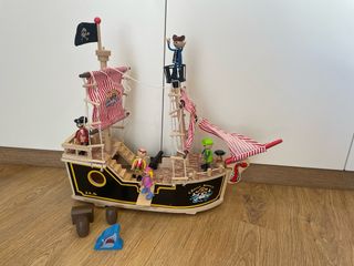 barco pirata madera