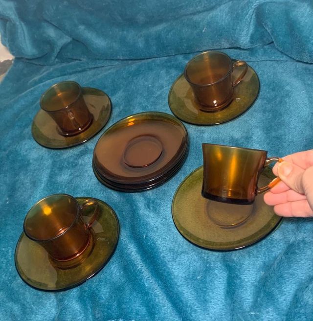 Set da caffè (x 4 + 3 piatti extra)