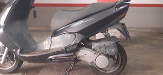 SCOOTER APRILIA LEONARDO 150cc