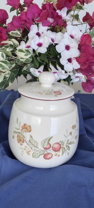 TARRO PORCELANA INGLESA HORNSEA