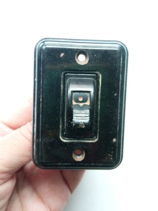 Antiguo interruptor baquelita