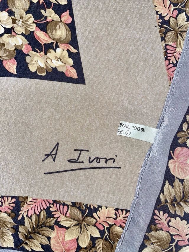 Pañuelo seda A IVORI 83x83