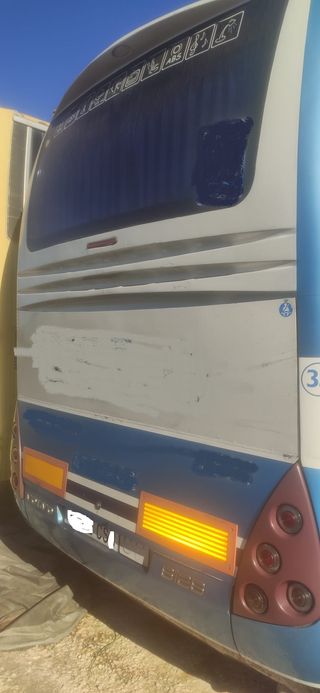 vendo despiece de autobus Volvo