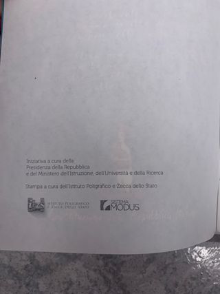 libro “Costituzione della Repubblica italiana”