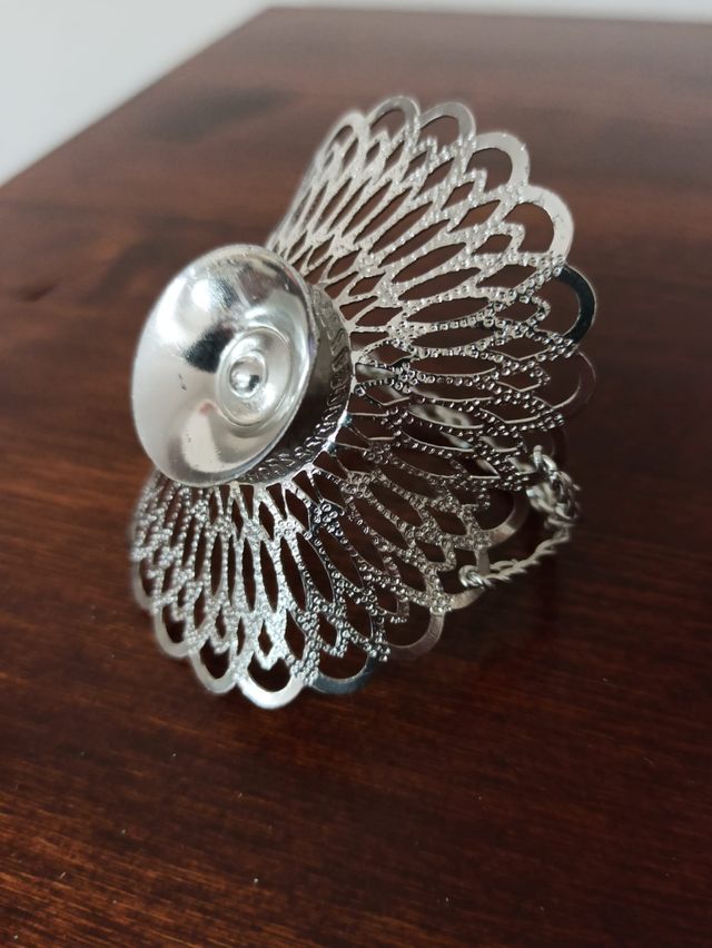 Piccoli cesti in metallo