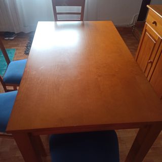 Mesa de madera maciza de pino/sillas