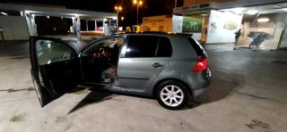Volkswagen Golf 2004