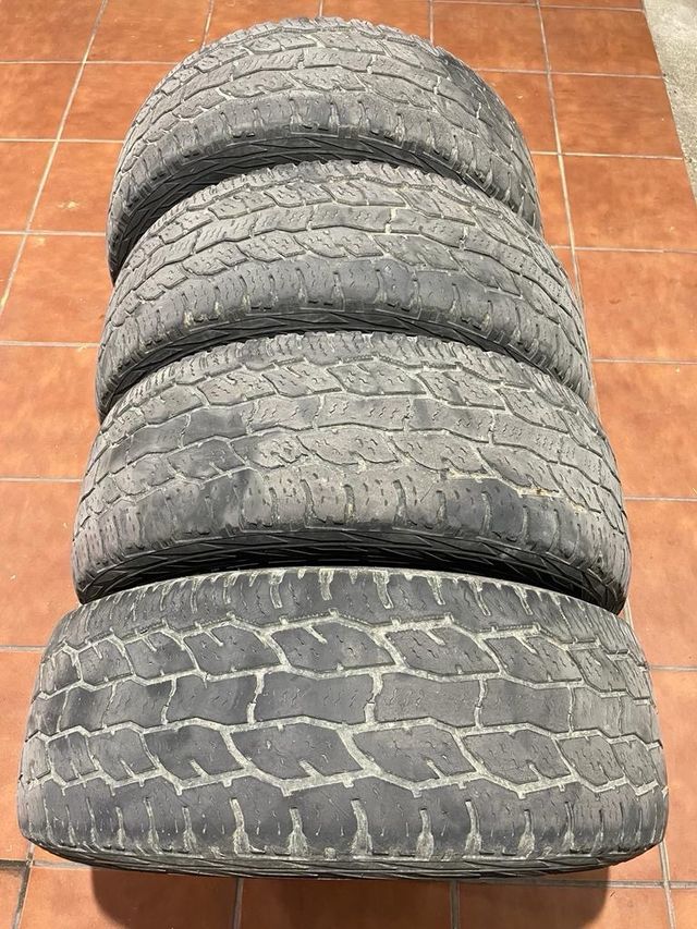 Ruedas coche todoterreno