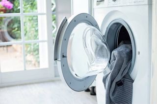 Reparación de BOTELLEROS en Oropesa del Mar