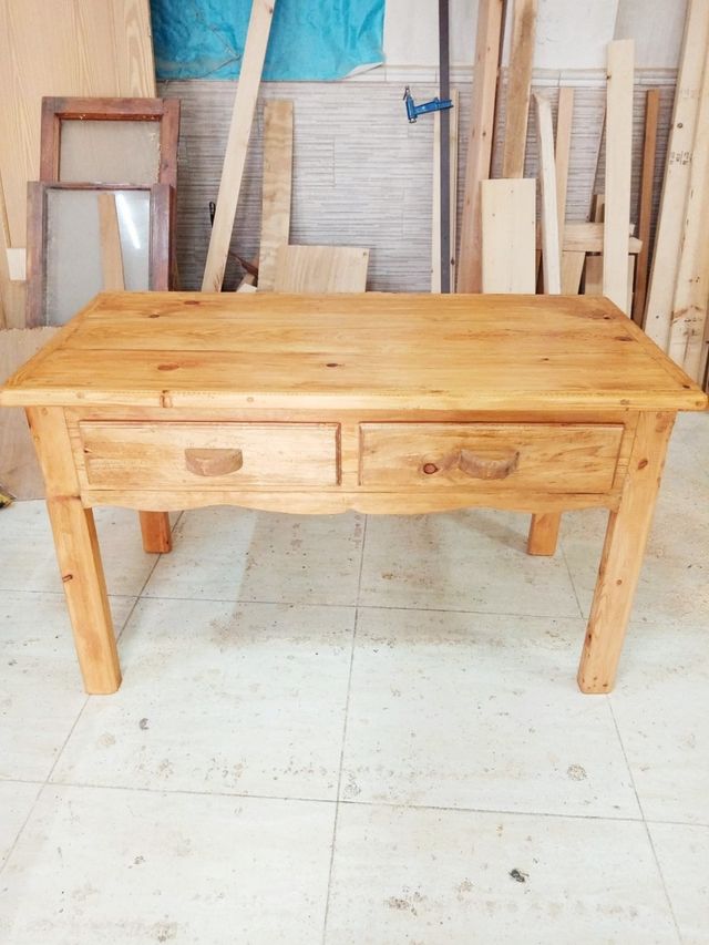 Mesas para grandes cocinas y grandes familias.