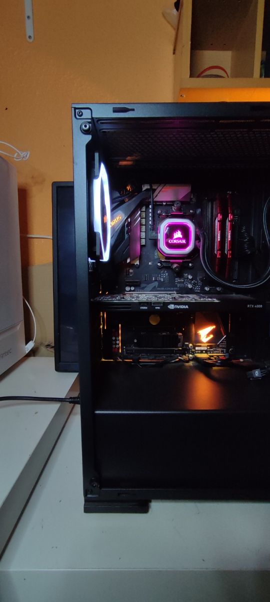 Work station/Pc gaming