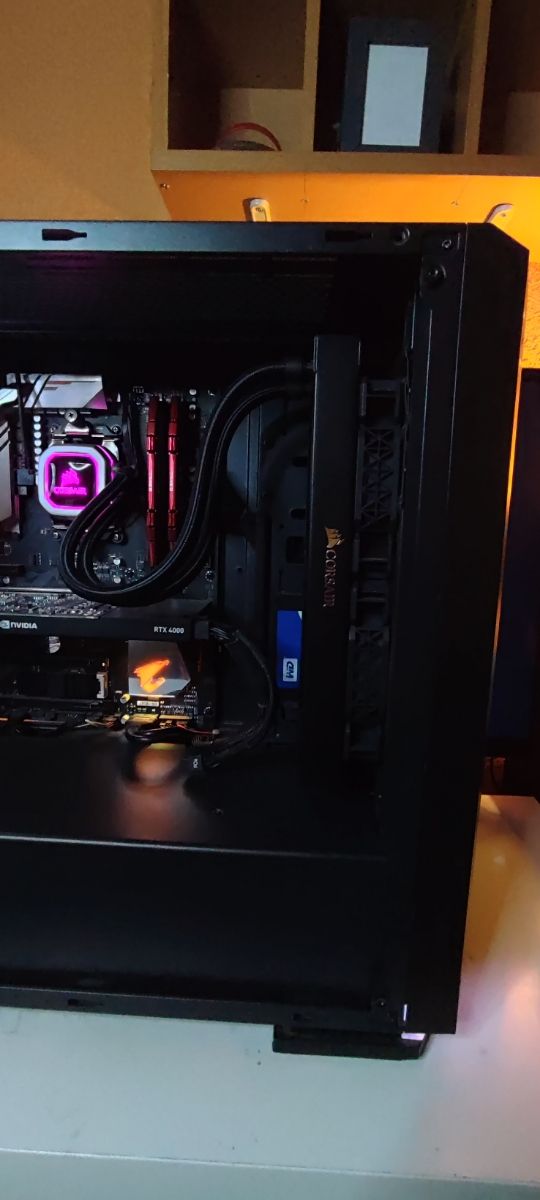 Work station/Pc gaming afbeelding 2