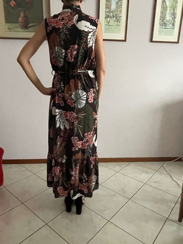 abito estivo con gonna lunga