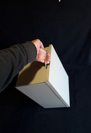 LÍPS. Caja De Seguridad de Banco.