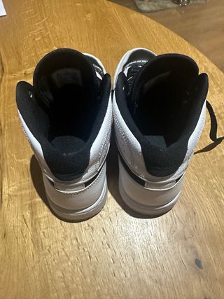 Nike jordan Access num 42