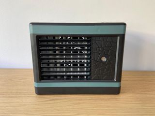 Ventoinha que faz frio com água