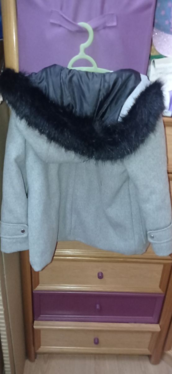 Abrigo/ chaquetón niña 6 años