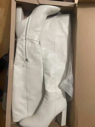 Botas altas de piel