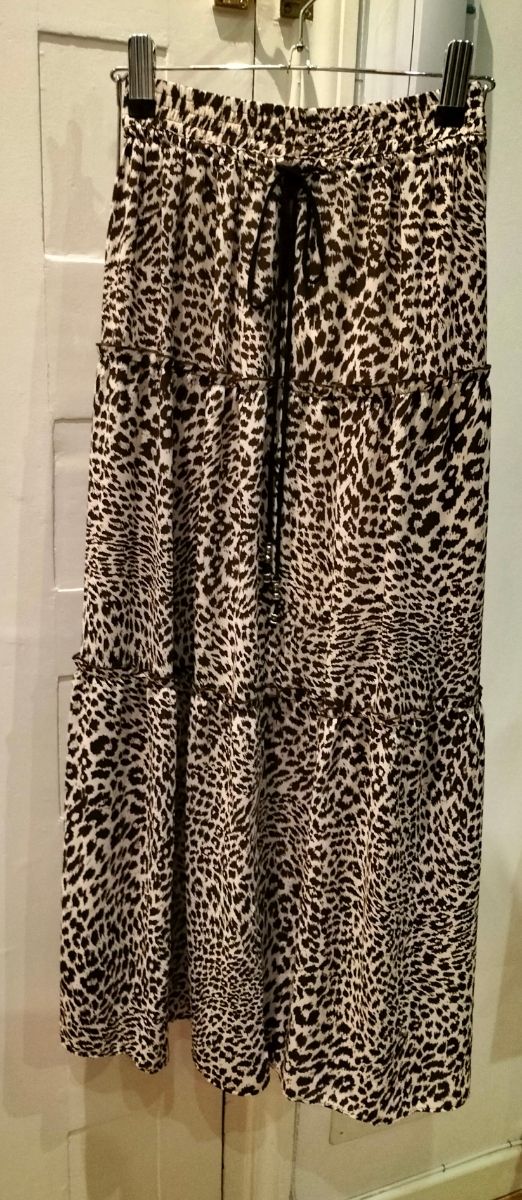 FALDA LARGA MARCCAIN