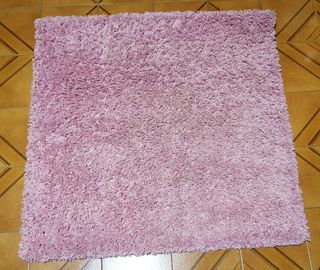 Alfombra de pelo largo rosa