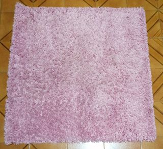 Alfombra de pelo largo rosa