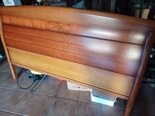 Cabecero de cama en madera maciza