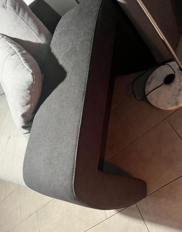 Divano angolare 7 mesi di vita 