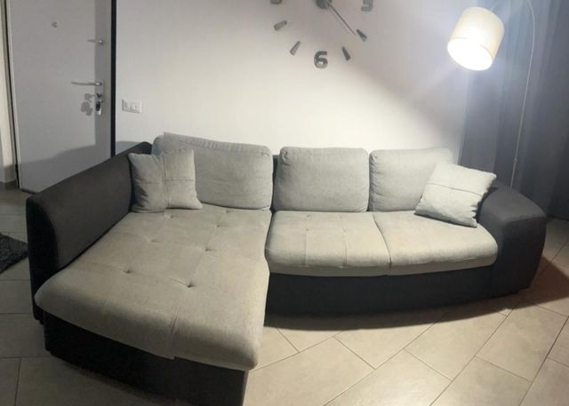 Divano angolare 7 mesi di vita 