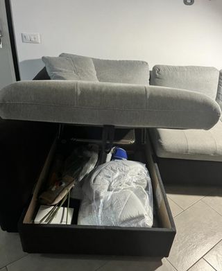 Divano angolare 7 mesi di vita