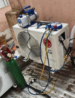Reparación e Instalación de AIRES ACONDICIONADOS
