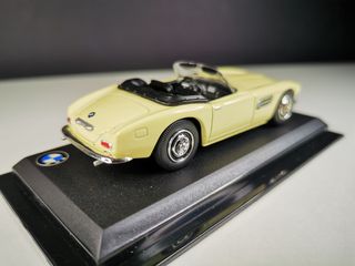 Coche a escala 1/43 BMW 507 nuevo