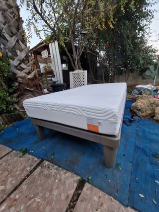 CAMA ARTICULADA CON MOTOR ELÉCTRICO