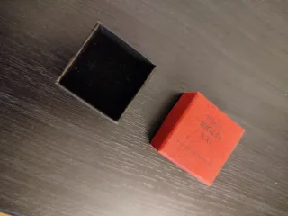 Estuches para regalo y exhibición de joyería