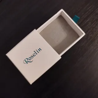 Estuches para regalo y exhibición de joyería