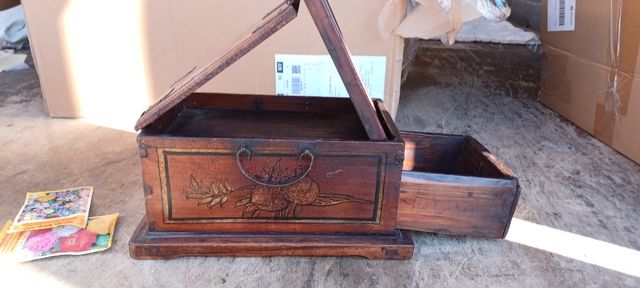 tocador secreter antiguo