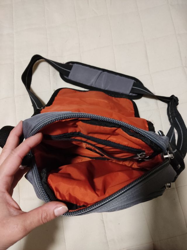 Riñonera/ Bolso Pequeño Dockers