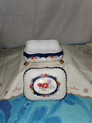 Cajas de porcelana francesas