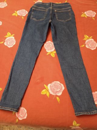 4 Pantalones para embarazada.