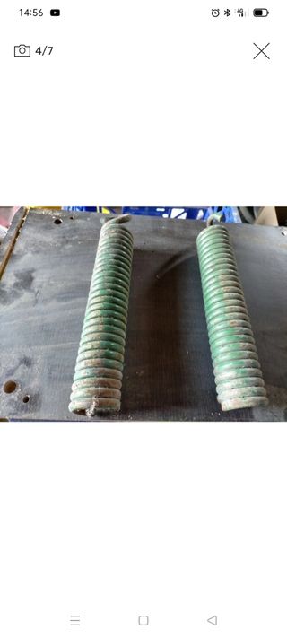 Vendo o cambio piezas para empaquetadora John