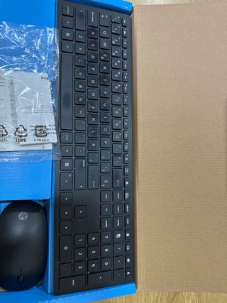 teclado y raton inhalambrico ordenador HP NUEVO