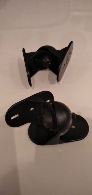 2 Soportes para altavoces marca Meliconi