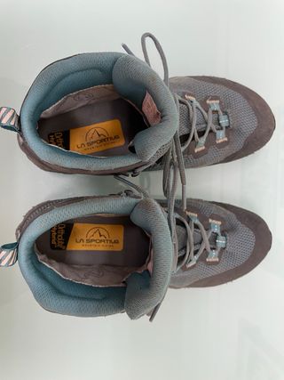 botas montaña la sportiva mujer