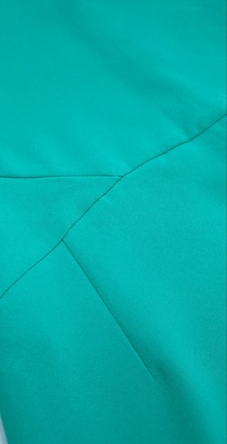Vestido volantes verde esmeralda