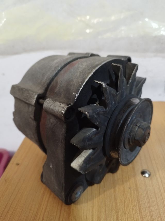 Alternador e30