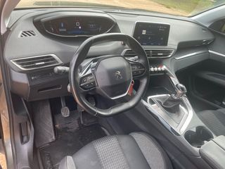Peugeot 5008 2018