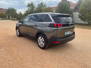 Peugeot 5008 2018
